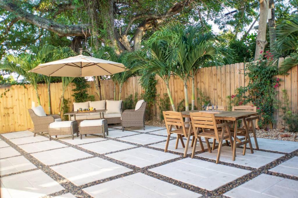 Casa Madeira @ The Heart Of Miami Design District Villa Exterior photo